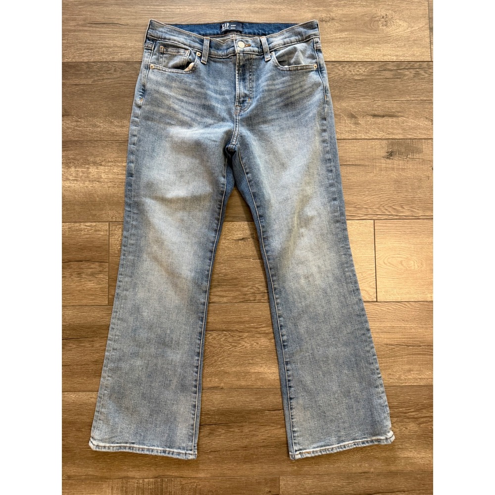 Gap Mid Rise Bootcut Jeans Light Wash Keppler Blue 10/30 Short 1178886-384